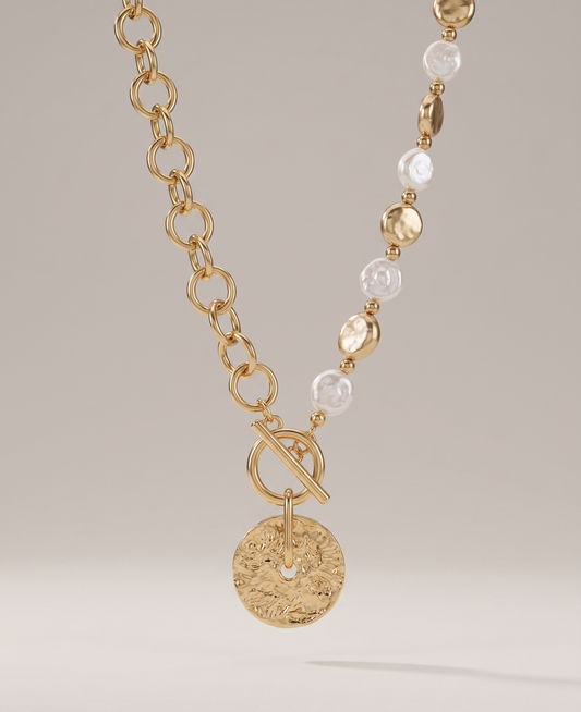 The Aurelia Pearl Toggle Necklace