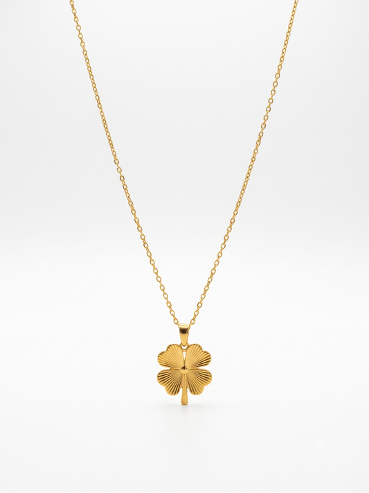 Clover Pendant Necklace