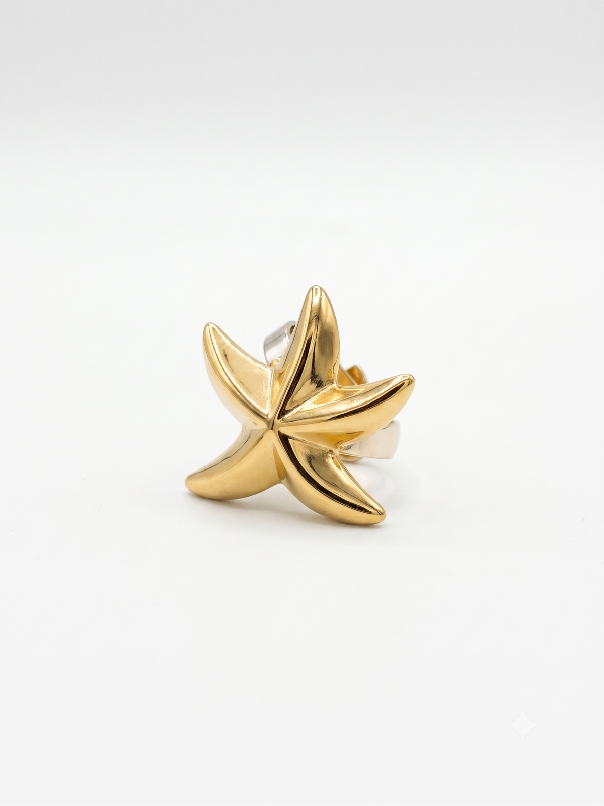 The Stella Sculptural Starfish Ring