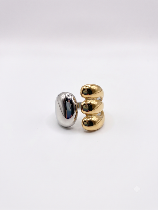 Title: The Koda Two-Tone Sculptural Ring